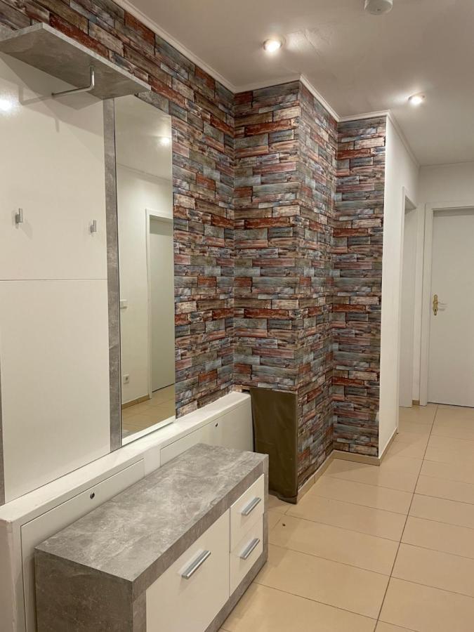 Sky Night Loft Apartment Duren Luaran gambar